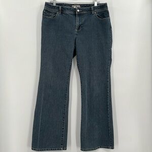 Size 2  W36/29L  Chicos Jeans